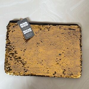 NWT Gold & Black Sequin Clutch